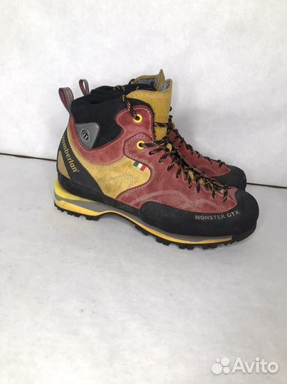 Трекинговые ботинки Zamberlan Monster GTX