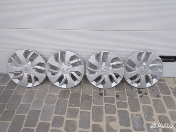 Колпаки оригинальные на LADA vesta r 15