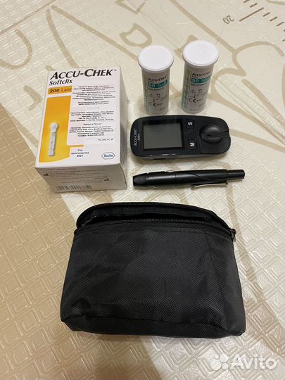 Глюкометр Акку-Чек Актив с расходниками