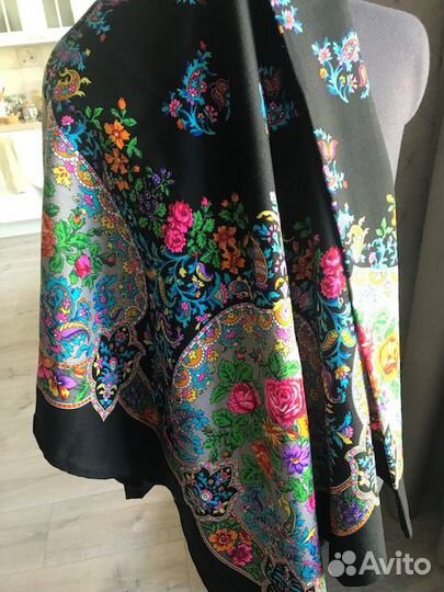 Продам шаль пп Медальоны 18