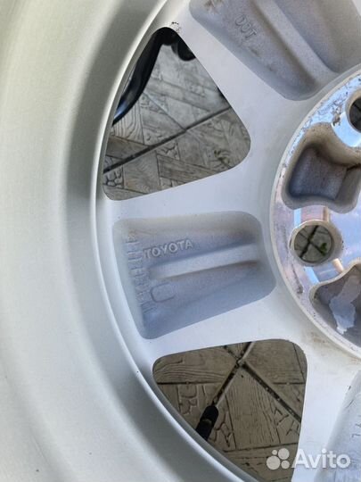 Запасное колесо от раф 4