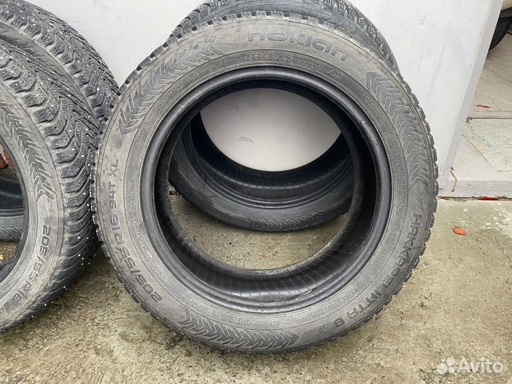 Nokian Tyres Hakkapeliitta 8 205/55 R16