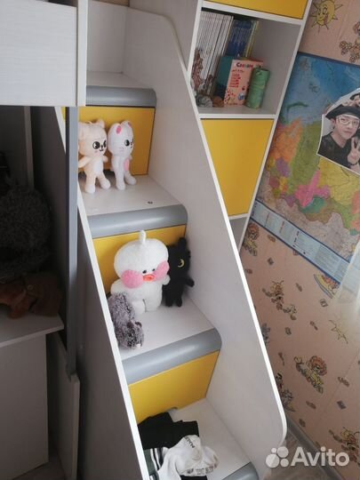 Детская кровать чердак с лесенкой