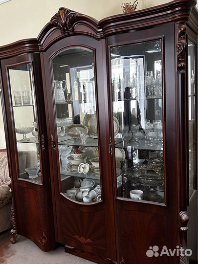 Буфеты и серванты