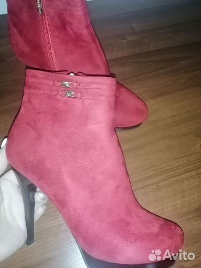 Ботинки женские 40 размер