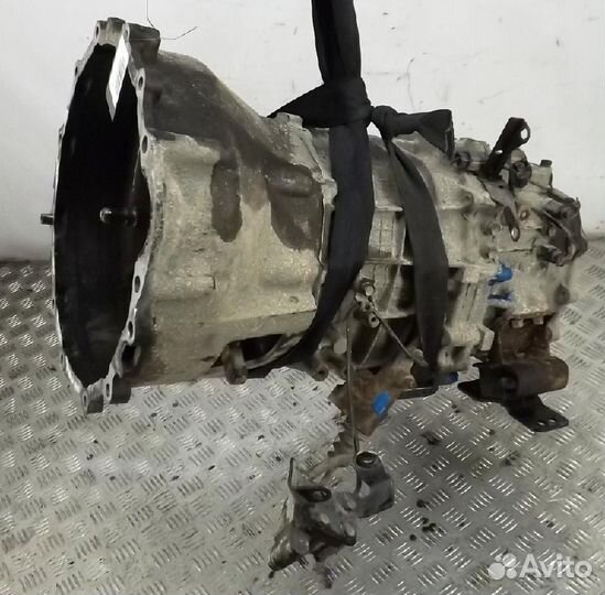 МКПП (механическая коробка переключения передач) M