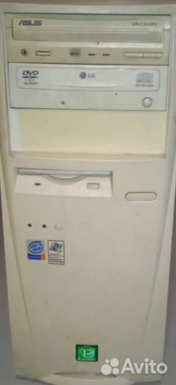 Системный блок Pentium 4 в рабочем состоянии