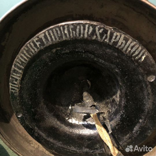 Лампа настольная с зеленым плафоном