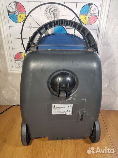 Пылесос LG storm v3333 1300w