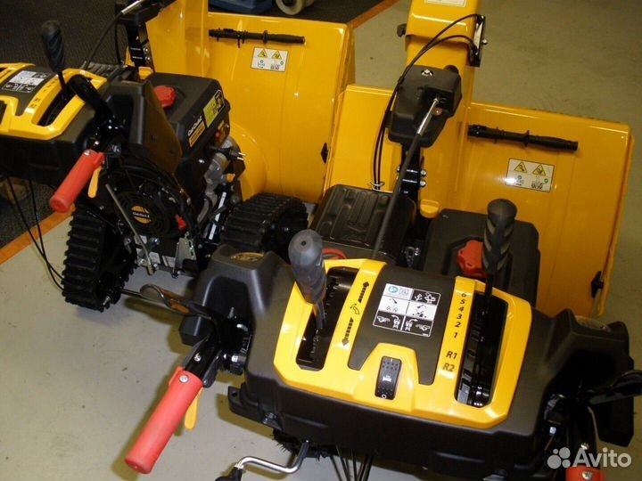 Снегоуборщик Cub Cadet XS3 76 TDE гусеничный