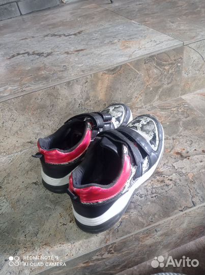 Кроссовки, кеды, туфли, босоножки 38, 39