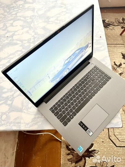 Lenovo 17ITL 6 С большим 17.3