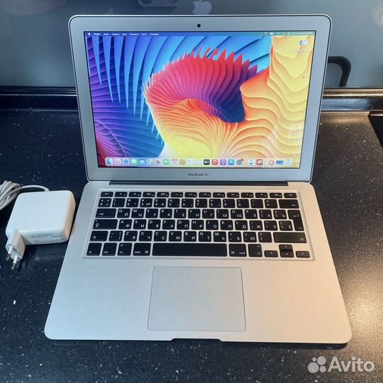 Apple MacBook Air 13 / 2014 / intel i5 / 4/256gb