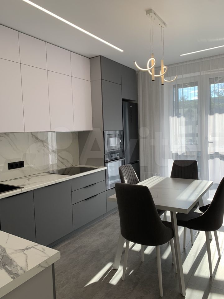 3-к. квартира, 77 м², 2/9 эт.