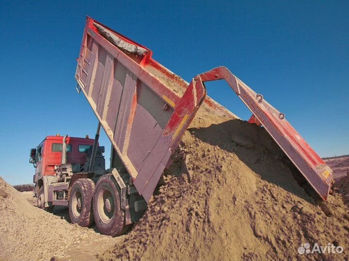 Песок сеяный с доставкой от 3кубов