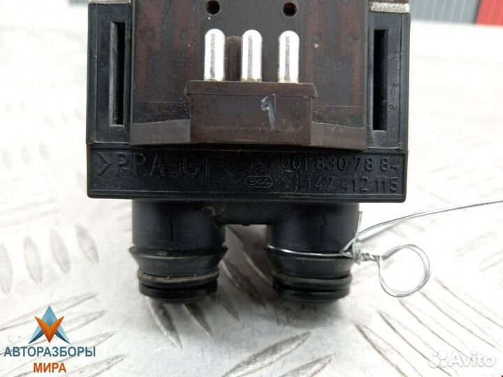 Кран отопителя (печки) Mercedes-Benz E-Класс