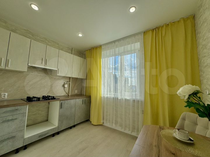 2-к. квартира, 52 м², 6/9 эт.