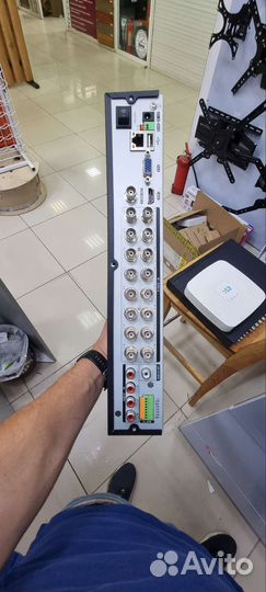 Гибридный- 16 Видеорегистратор tantos TSr-UV1625