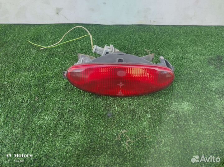 Фонарь противотуманный Peugeot 206