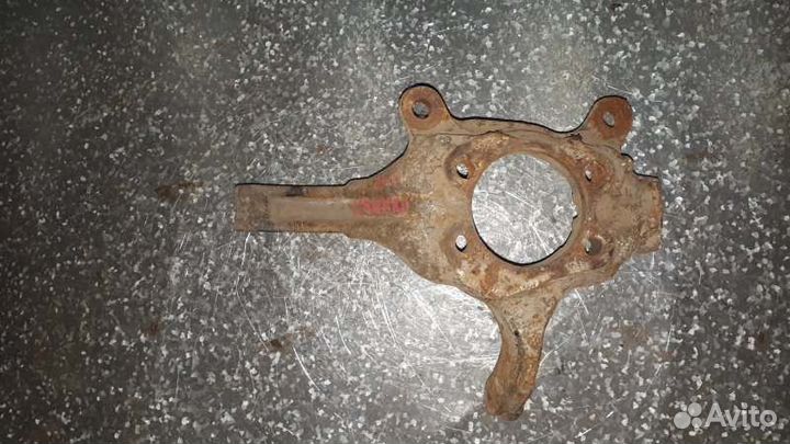 Кулак поворотный передний правый Nissan Qashqai