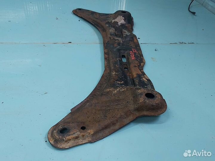 Балка поперечная передняя Mazda 323 bj