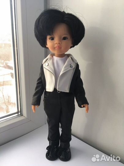 Костюм кожаный 2+1 на Paola Reina / Паола Рейна