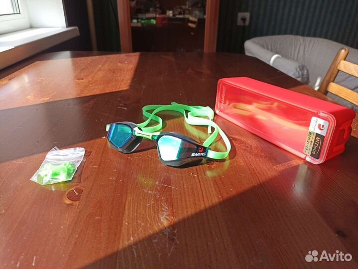 Очки для плавания Swans made in Japan