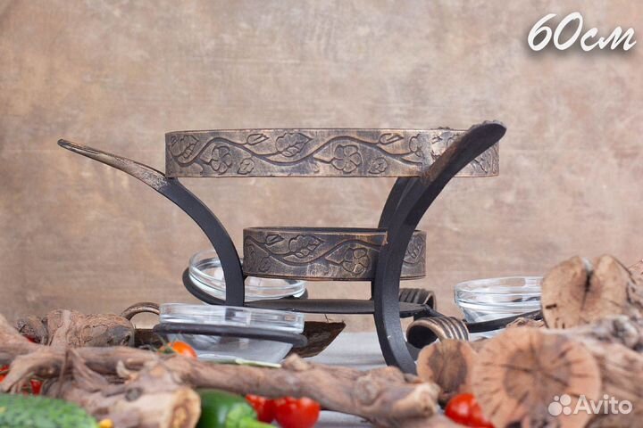 Садж чугунный 60 см на кованой подставке с соусниц