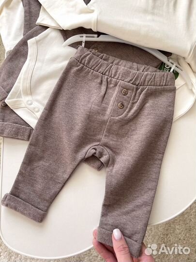 Нарядный костюм C&A 68 на малыша классический