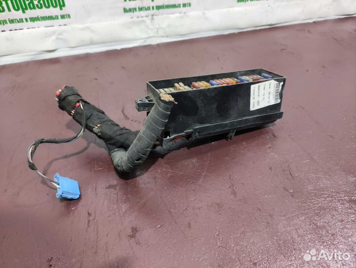 Блок предохранителей салонный Volkswagen Polo