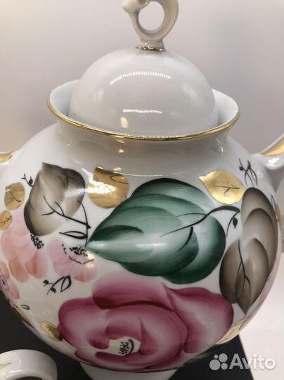 Набор из двух чайников с ручной росписью лоз СССР