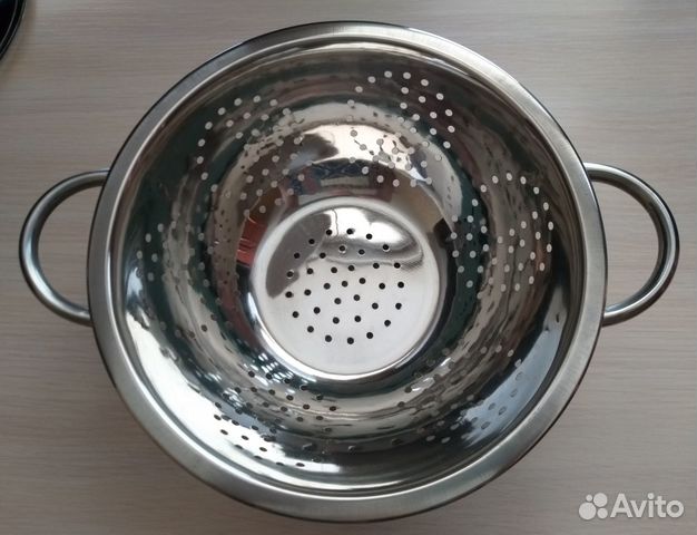 Дуршлаг из нержавеющей стали