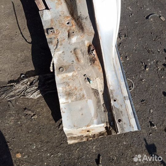 Крыло заднее левое Toyota Duet M110A EJ-DE 2001