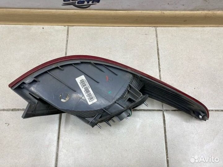 Фонарь задний правый Kia Rio 1.4 G4FA 2012