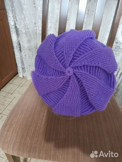 Берет вязаный