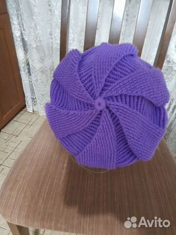 Берет вязаный