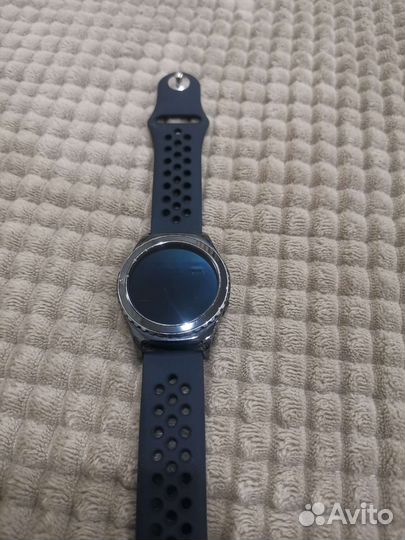 Смарт часы Samsung gear S2 Classic