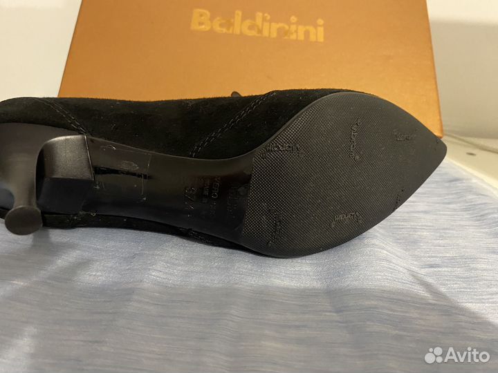 Baldinini ботильоны 37,5