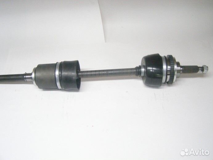 Привод шрус /2123, 21214/ прав. в сб. с ABS (24 шл