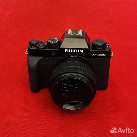 Fujifilm X-T200 Kit XC 15-45mm F3.5-5.6