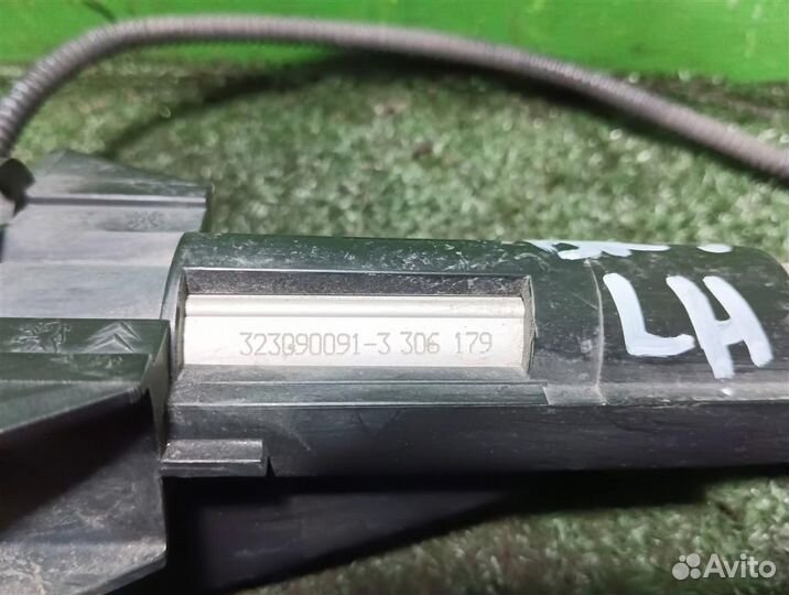 Форсунка омывателя фары левой Citroen C5 2009