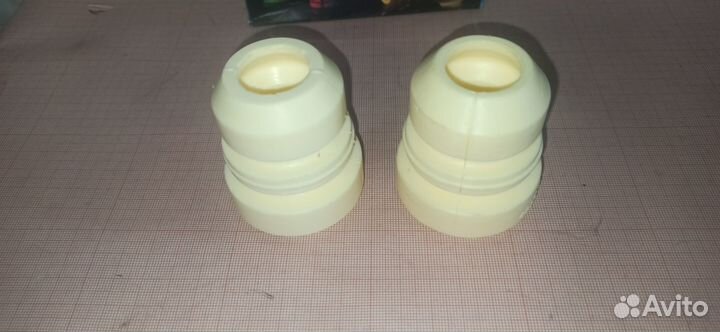 Отбойник амортизатора RBI T14U29F 4833112120