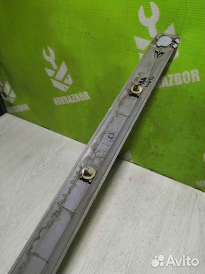 Молдинг задней левой двери Хендай Акцент 2