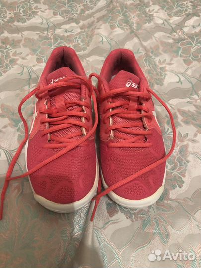 Теннисные кроссовки asics