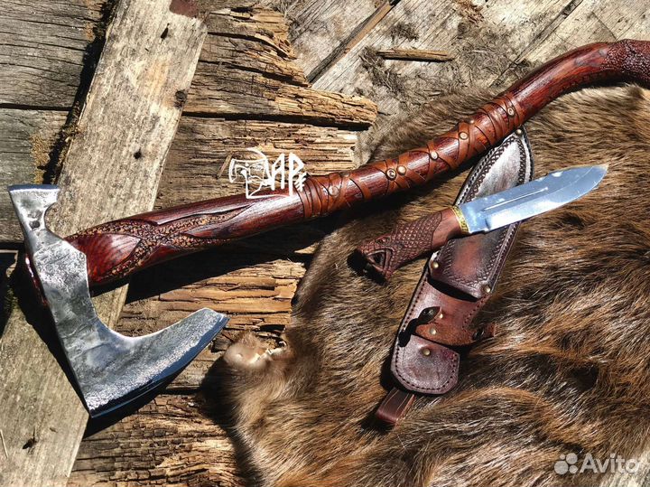 Топор кованый Ермунгард