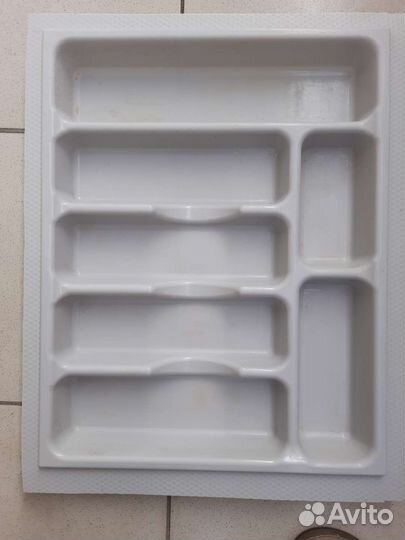 Лоток для столовых приборов