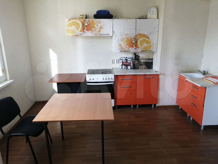 Комната 15 м² в 3-к., 1/25 эт.