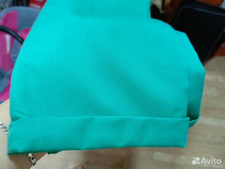 Брюки капри