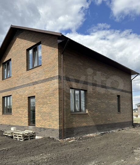 Дом 156 м² на участке 5,2 сот.