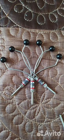 Бобинодержатели